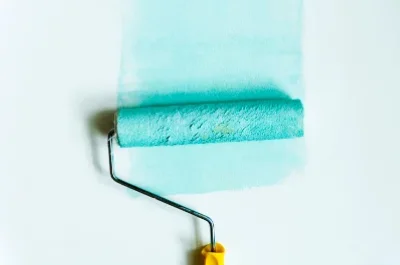 Peinture intérieure à Frausseilles — murs, plafonds et boiseries
